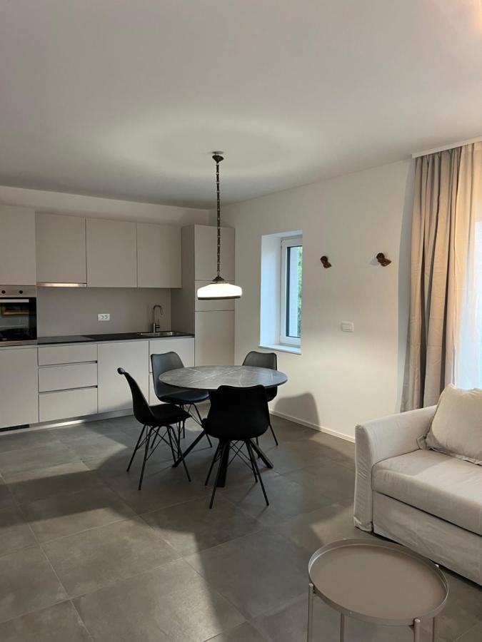 Apartments Lily Любляна Экстерьер фото