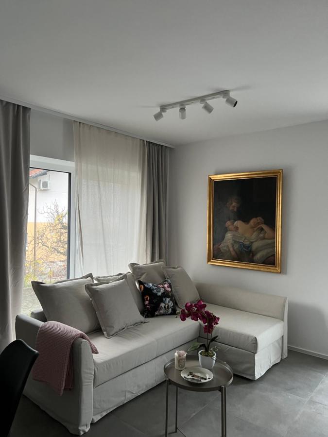 Apartments Lily Любляна Экстерьер фото